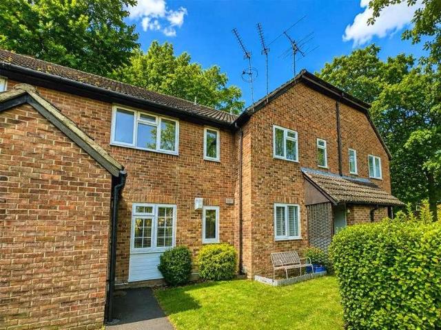Flat for sale in Farnborough, Hampshire