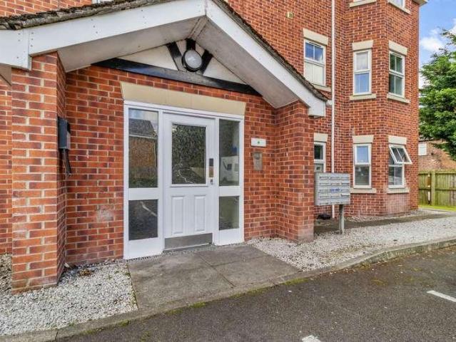 Flat for sale in Latchford, Warrington