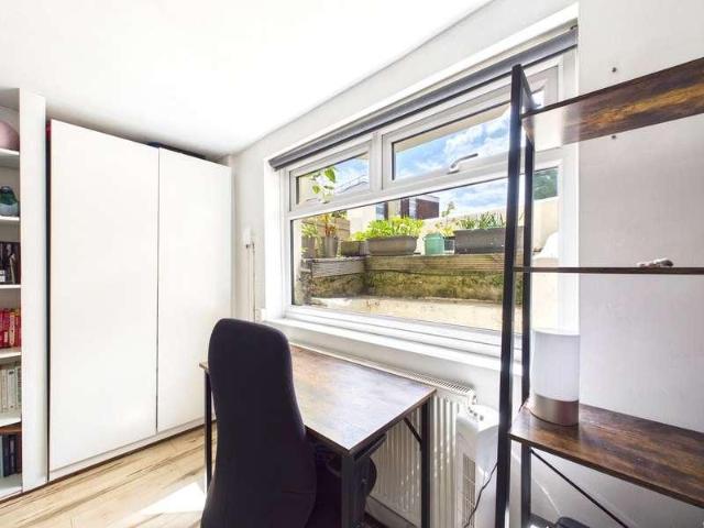 Flat for sale in Brighton & Hove