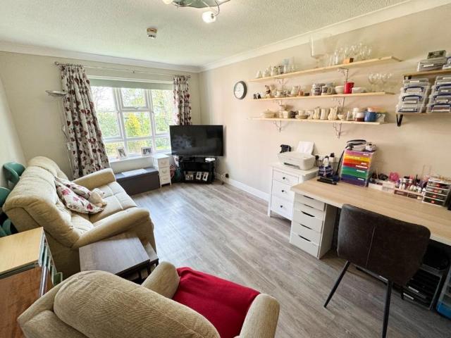 Flat for sale in Moortown, West Yorkshire