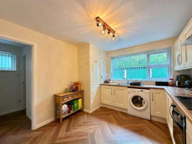 Flat for sale in Georgia, Greater Manchester