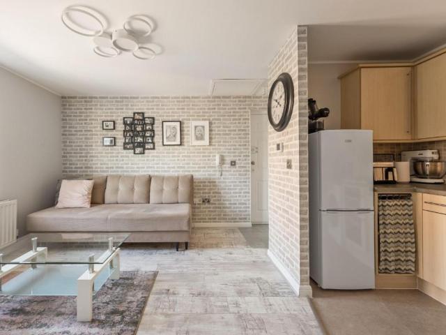 Flat for sale in Feckenham, City Of Bristol