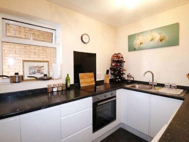 Flat for sale in Horsell, Woking