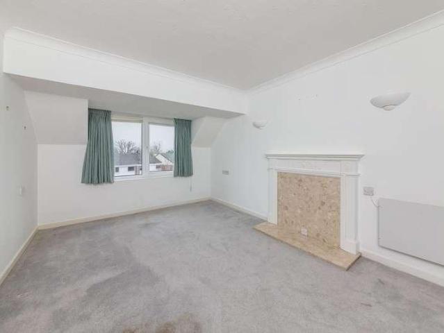 Flat for sale in Caldecott, Dromore