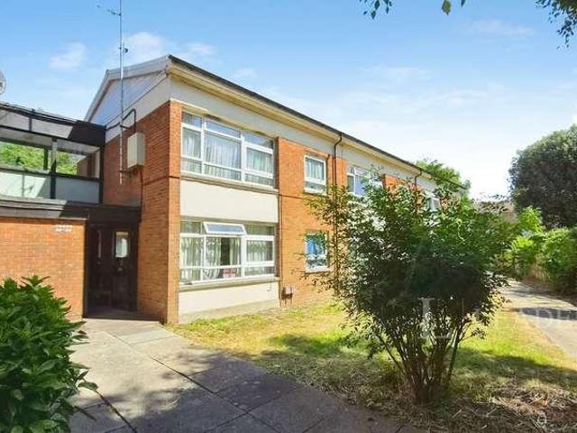 Flat for sale in Chichester, Littlecote
