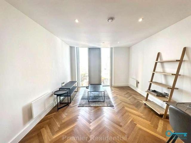 Flat for sale in New Jackson, Manchester