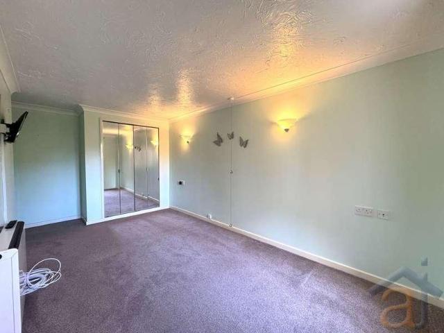 Flat for sale in High Park, Southport