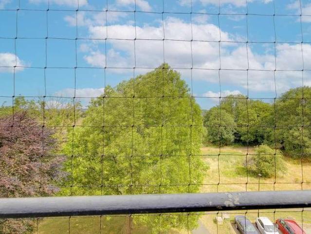 Flat for sale in Ponders End, Greater London