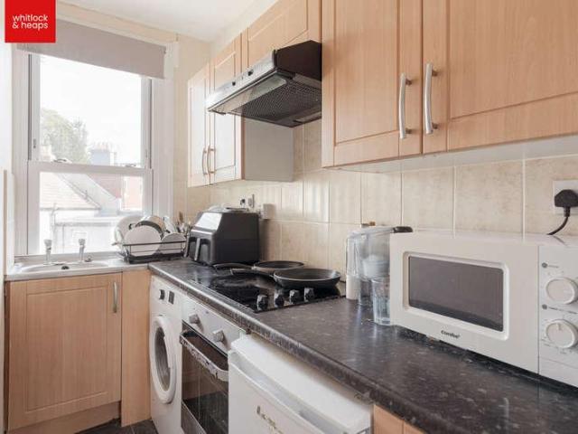 Flat for sale in Queen's Park, Brighton & Hove