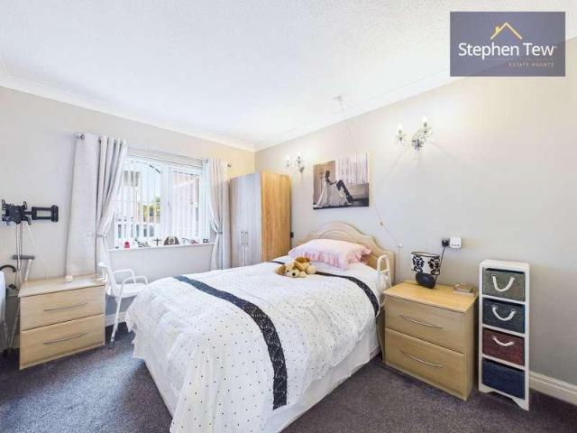 Flat for sale in Queenstown, Blackpool