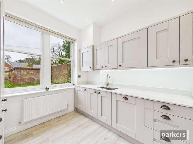 Flat for sale in Reading West, Reading