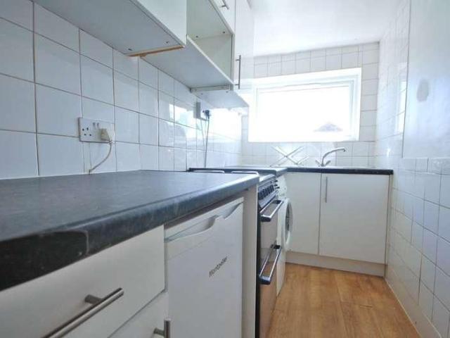 Flat for sale in Hornsey, Greater London
