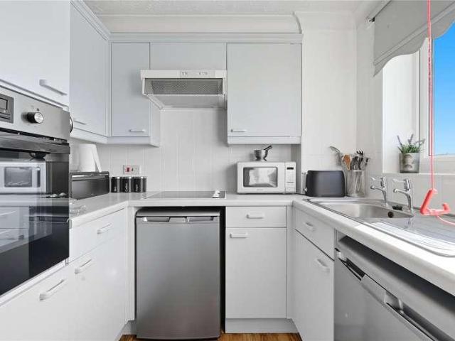 Flat for sale in North Shoebury, Alton Barnes