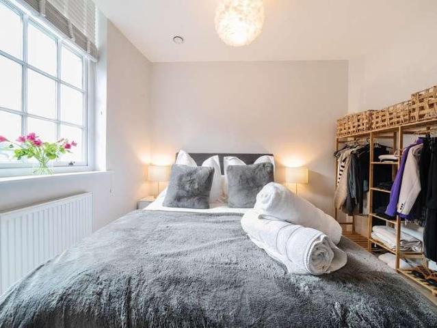 Flat for sale in Greater London