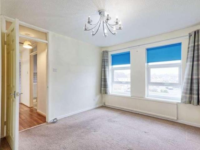 Flat for sale in Essex