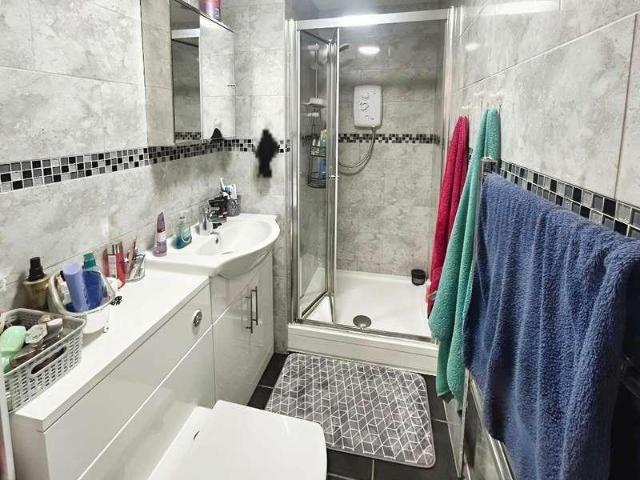 Flat for sale in Wisbech, Four Gotes