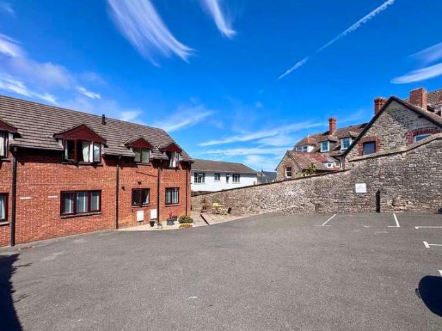 Flat for sale in Swanage, East Dorset