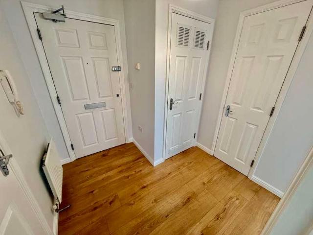 Flat for sale in Poole