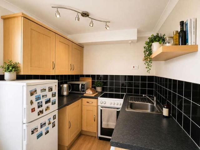 Flat for sale in Hythe and Dibden, Ashurst Bridge