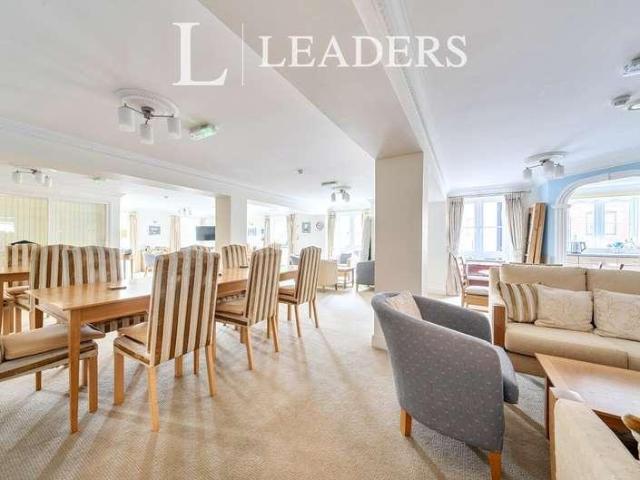 Flat for sale in Brook Street, Bourne Vale