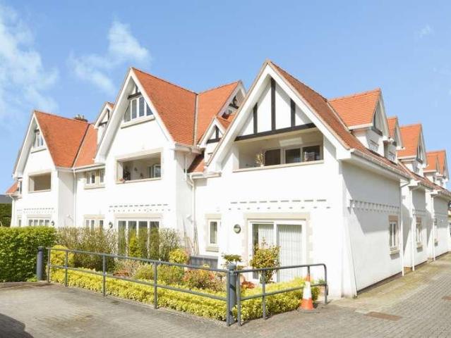 Flat for sale in Falcon Lodge, Wales