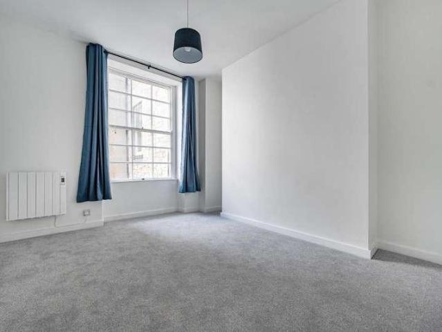 Flat for sale in Widcombe, Dulcote