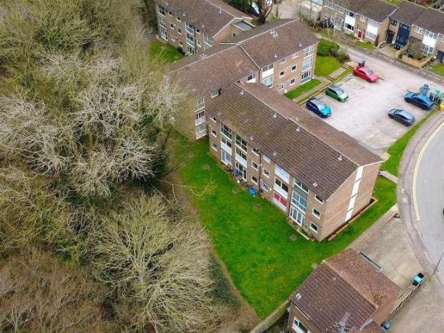 Flat for sale in Woodhall Farm, Pouchen End