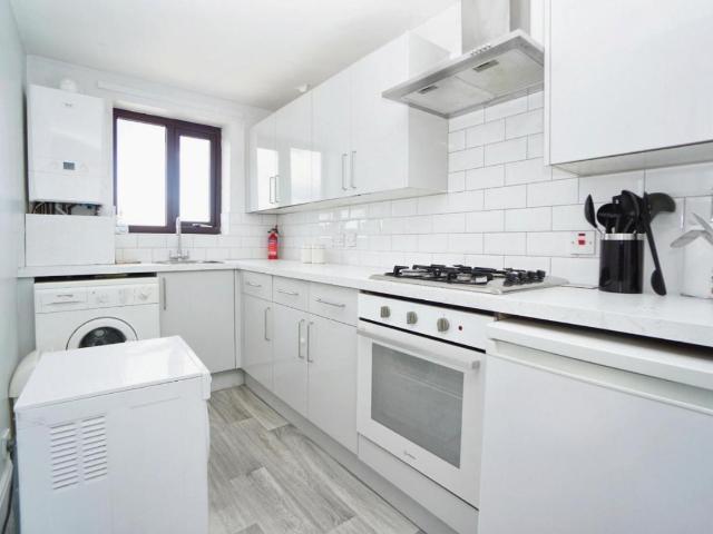 Flat for sale in Sheffield, Lower Walkley