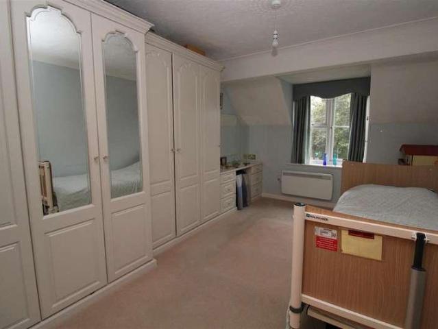 Flat for sale in Moreton Hall, Chedburgh