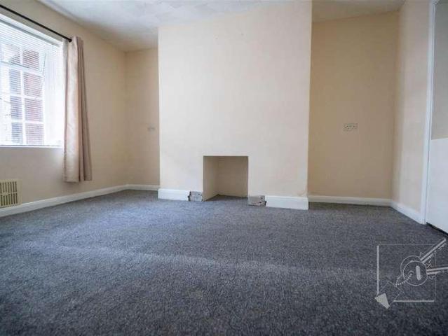 Flat for sale in Whitehill, Hamerton