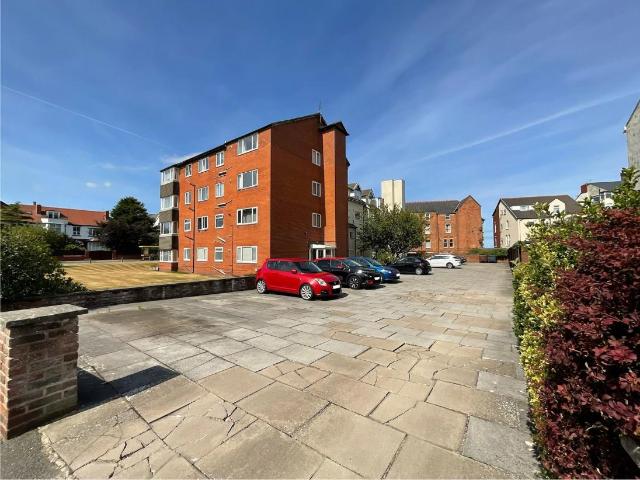 Flat for sale in Meols Cop, Southport