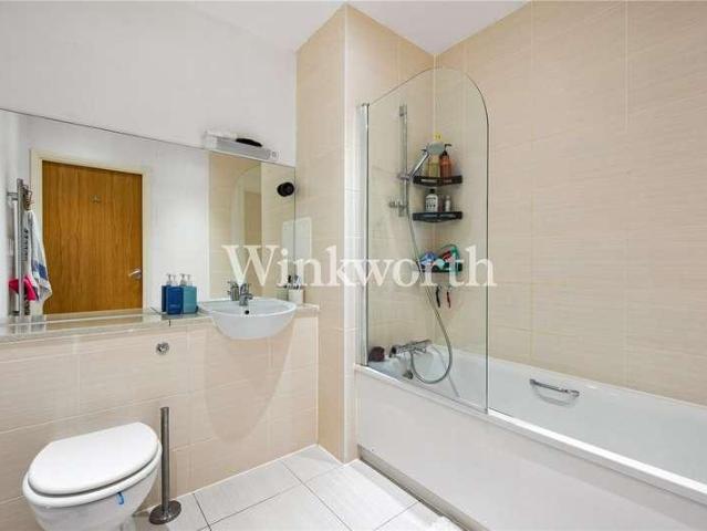 Flat for sale in Greater London