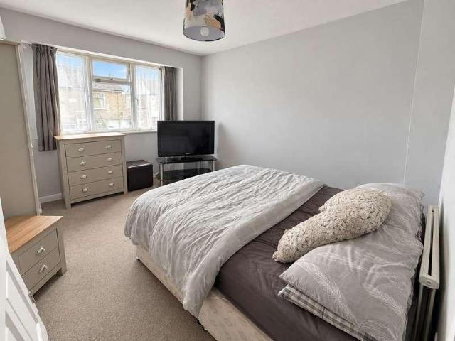 Flat for sale in London Borough of Havering, Greater London