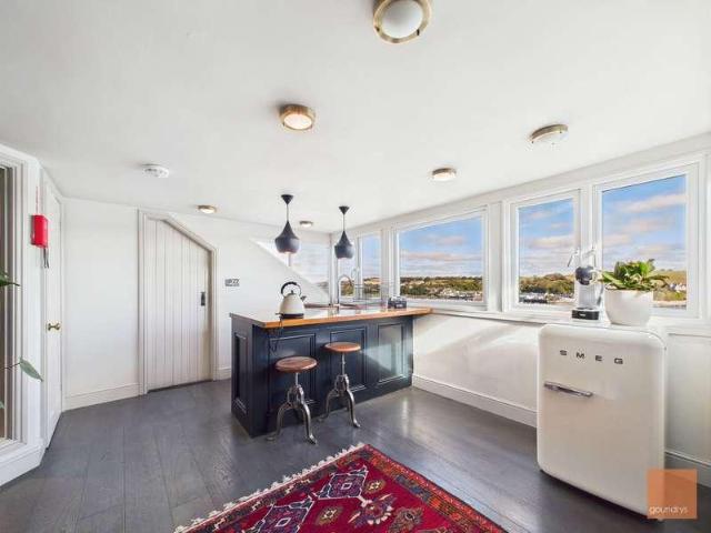 Flat for sale in Falmouth, Cornwall