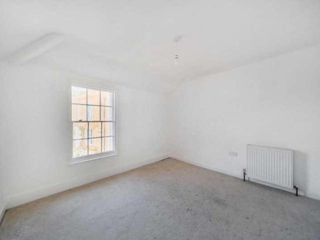 Flat for sale in Budleigh Salterton, Budlake