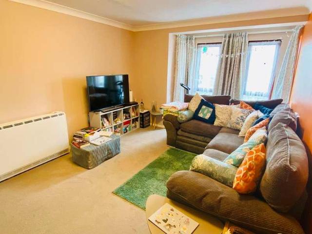 Flat for sale in Isle Of Wight