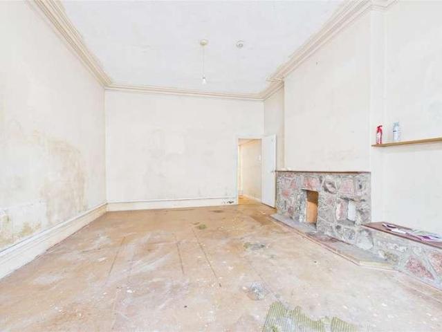 Flat for sale in Weston-super-mare, North Somerset