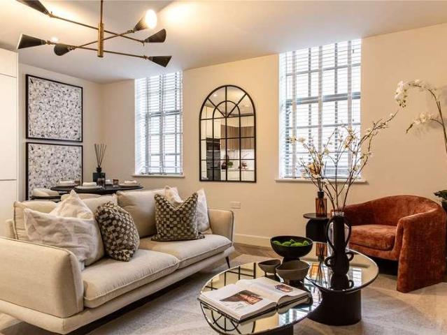 Flat for sale in Springfield Village, Greater London
