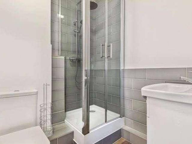 Flat for sale in Charlotteville, Westborough