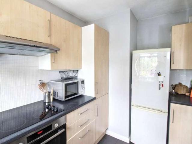 Flat for sale in Woodford, Greater London