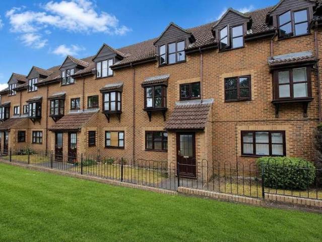 Flat for sale in Whitehill, Bolton Low Houses