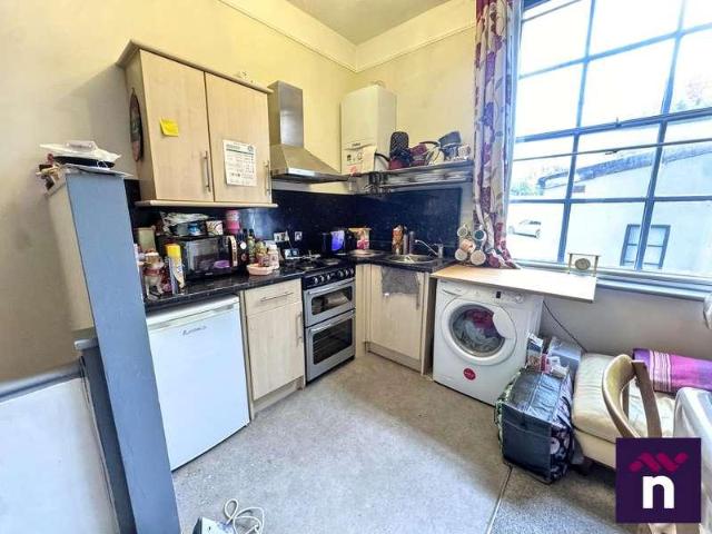 Flat for sale in Warminster, Wiltshire