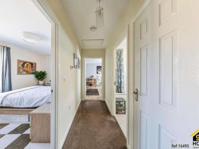 Flat for sale in Fenny Stratford, Milton Keynes