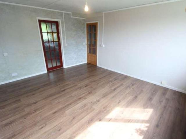 Flat for sale in Wardle, Burnedge