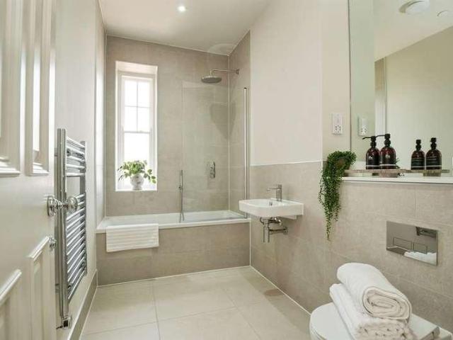 Flat for sale in Caerleon, Wales