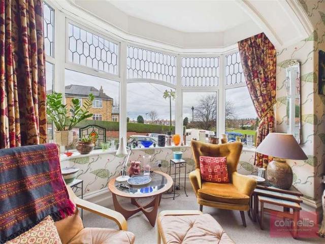 Flat for sale in South Cliff, Kepwick