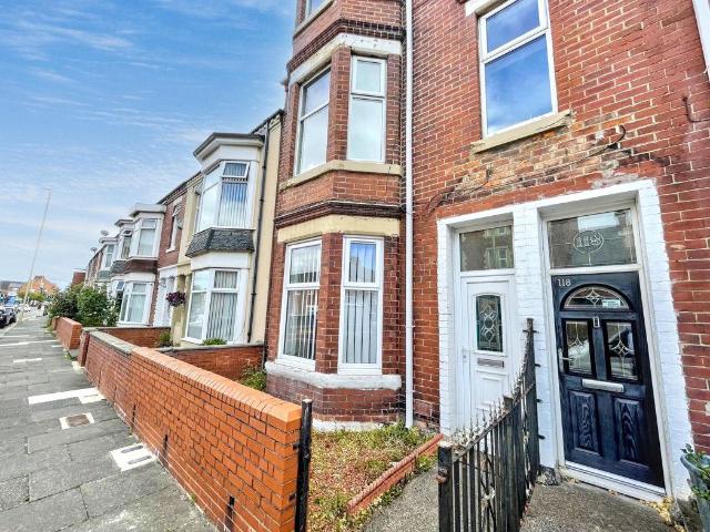 Flat for sale in Westoe, South Shields