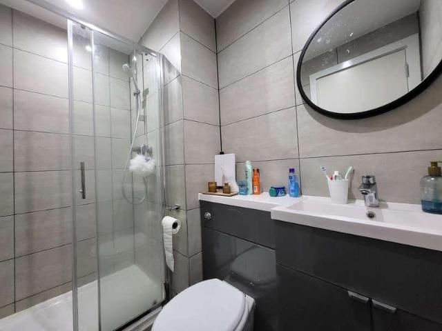 Flat for sale in Old Trafford, Trafford Park