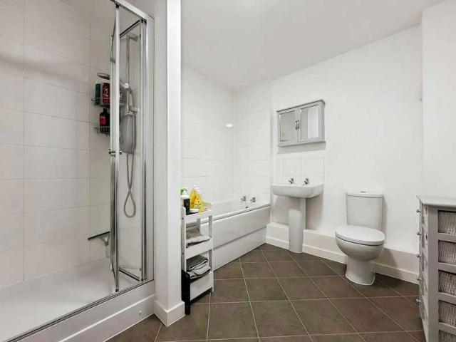 Flat for sale in Hanworth, Bracknell