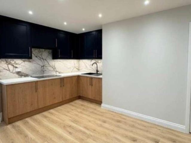 Flat for sale in Colindale, Greater London
